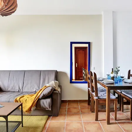 Apartment El With Two Bedrooms