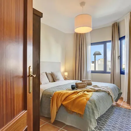 Apartment El With Two Bedrooms *